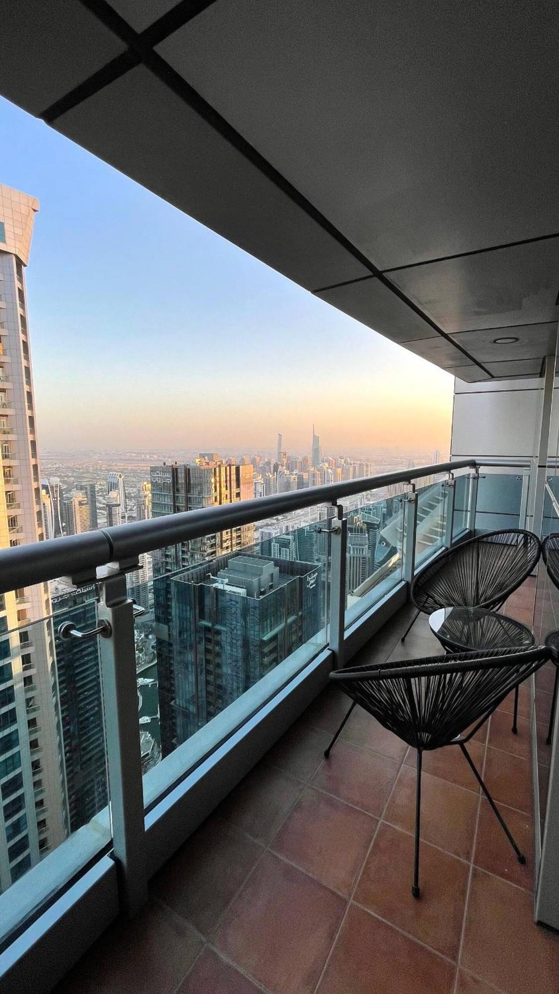 Апартаменти The Penthouse On 71St Floor Дубай Екстер'єр фото